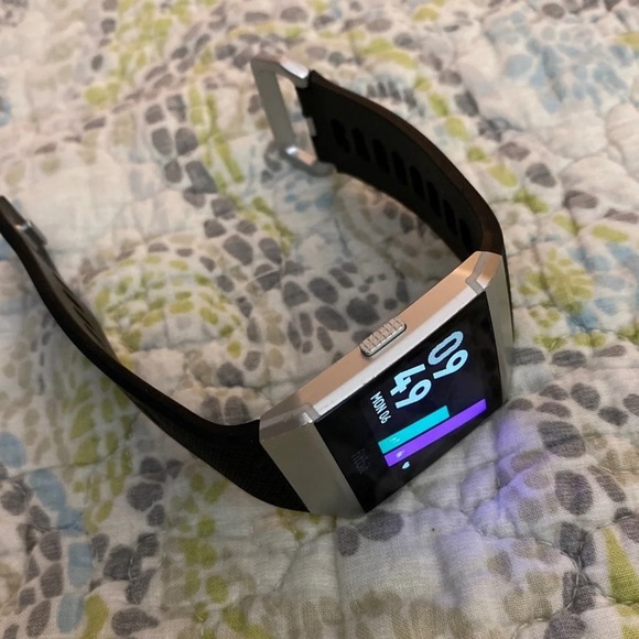 Fitbit Iconic - Picture 3 of 3